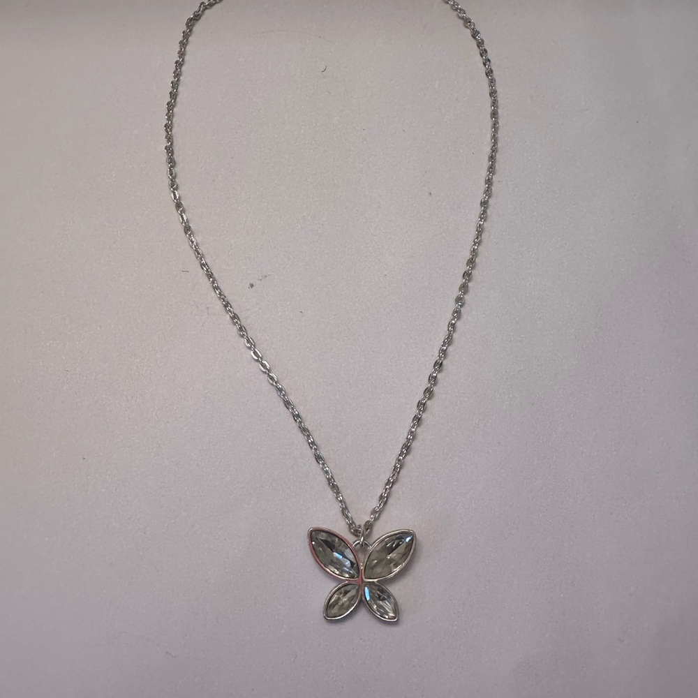 Elegant Silver Butterfly Necklace